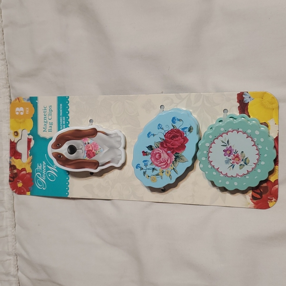 The Pioneer Woman Magnetic Bag Clips